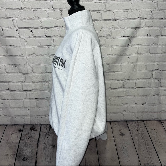 White Fox Boutique Archive 6.0 Oversized Sweatshirt Size XS/S - Picture 7 of 12